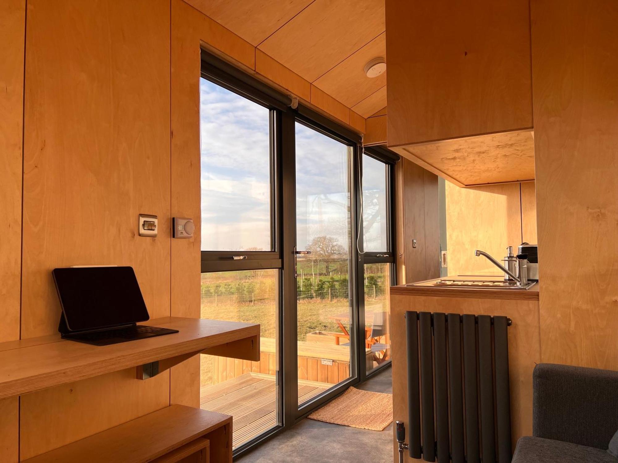 Beautiful Cabins In Herefordshire Countryside Dış mekan fotoğraf